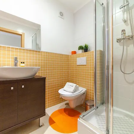 B55 - Sunset Holiday Apartment