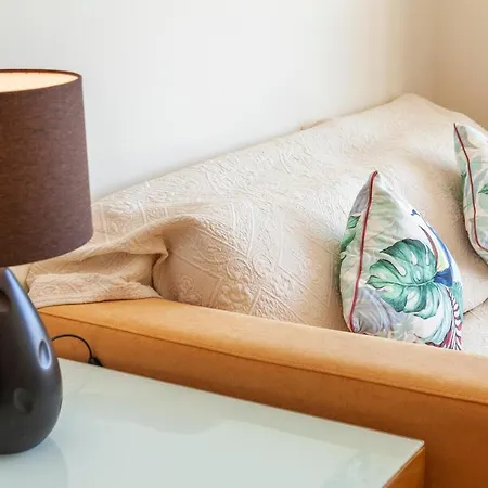 B55 - Sunset Holiday Apartment