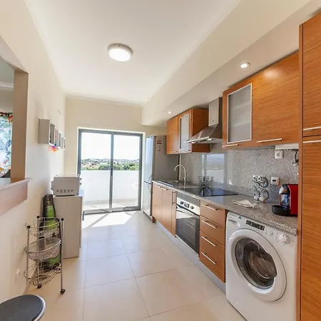 B55 - Sunset Holiday Apartment *